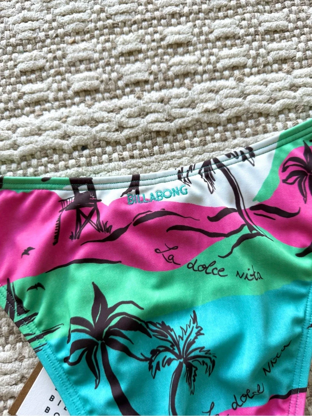 🔥🔥BILLABONG - UNRELEASED SUNSET SHORE HIKE BIKINI BOTTOMS🔥🔥